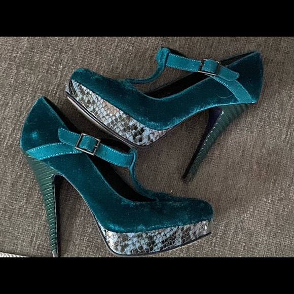 Rachel royal Heels crush Velvet and Snake platform heels size 8 - Picture 7 of 16